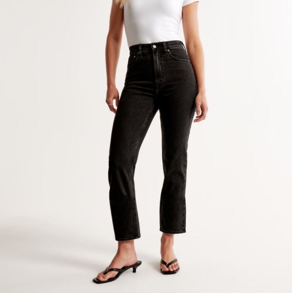 Abercombie & Fitch Ultra High Rise, Ankle Straight Jeans
